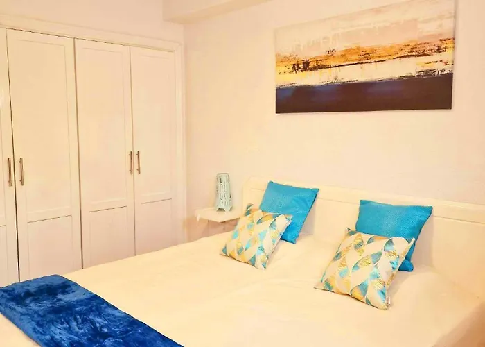 דירה Comfortable Centrally Located Playa Feñabe