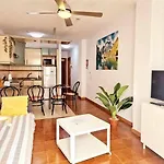 Apartment Comfortable Centrally Located Playa Feñabe