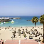 Comfortable Centrally Located Playa Feñabe
