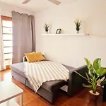 Apartment Comfortable Centrally Located