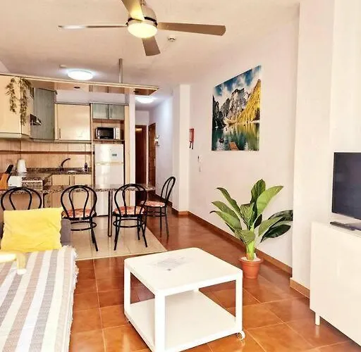 דירה Comfortable Centrally Located Playa Feñabe