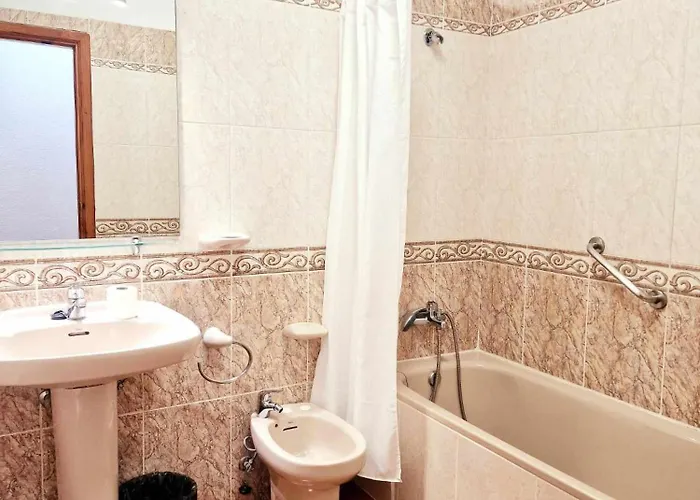 Comfortable Centrally Located דירה Playa Feñabe